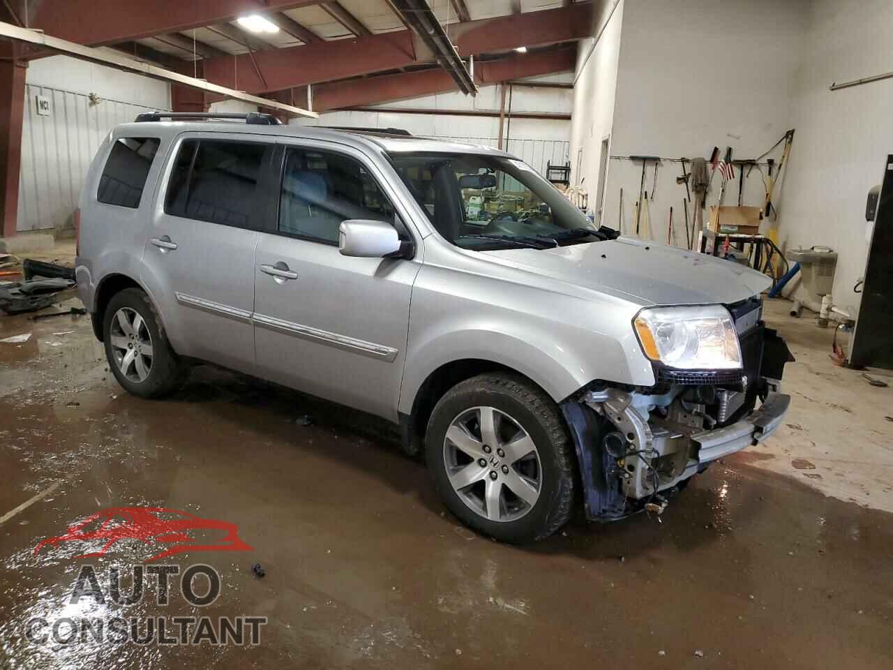 HONDA PILOT 2013 - 5FNYF4H90DB077664