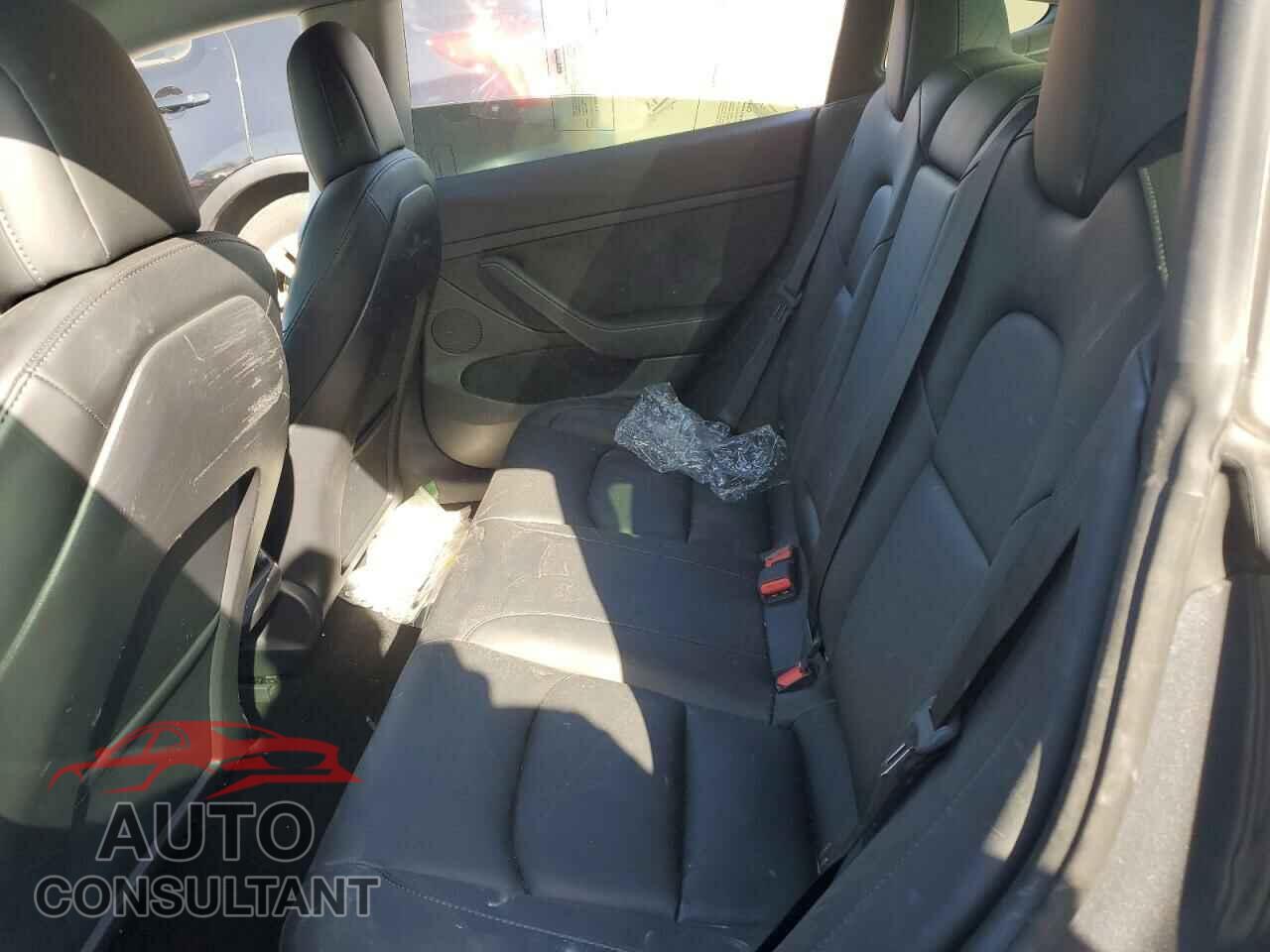 TESLA MODEL 3 2022 - 5YJ3E1EB0NF110974