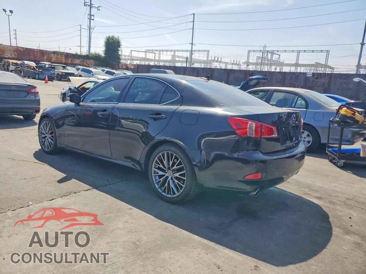 LEXUS IS 2011 - JTHBF5C27B5134915