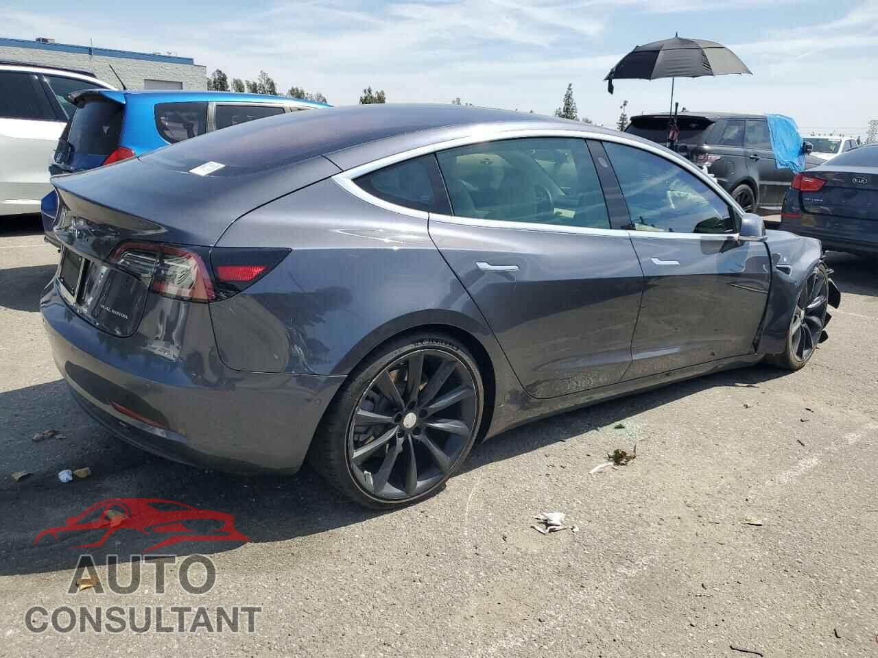 TESLA MODEL 3 2019 - 5YJ3E1EB3KF192372