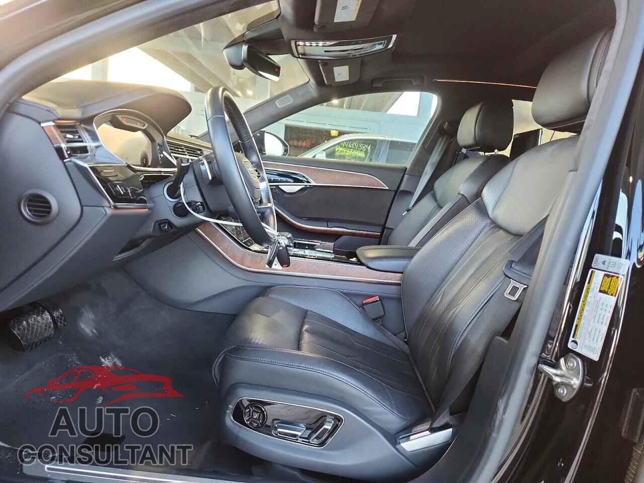 AUDI A8 2019 - WAU8DBF84KN013921