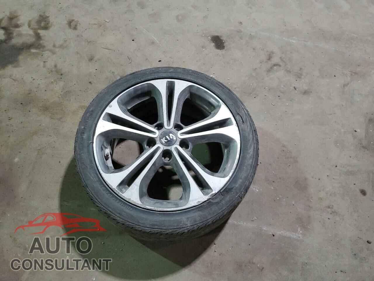 KIA FORTE 2015 - KNAFX4A82F5342124