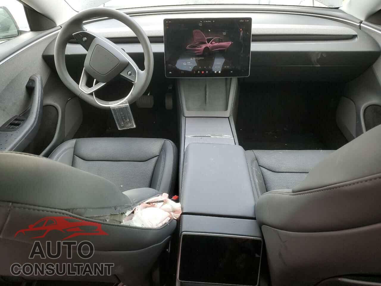 TESLA MODEL 3 2024 - 5YJ3E1EA3RF864786