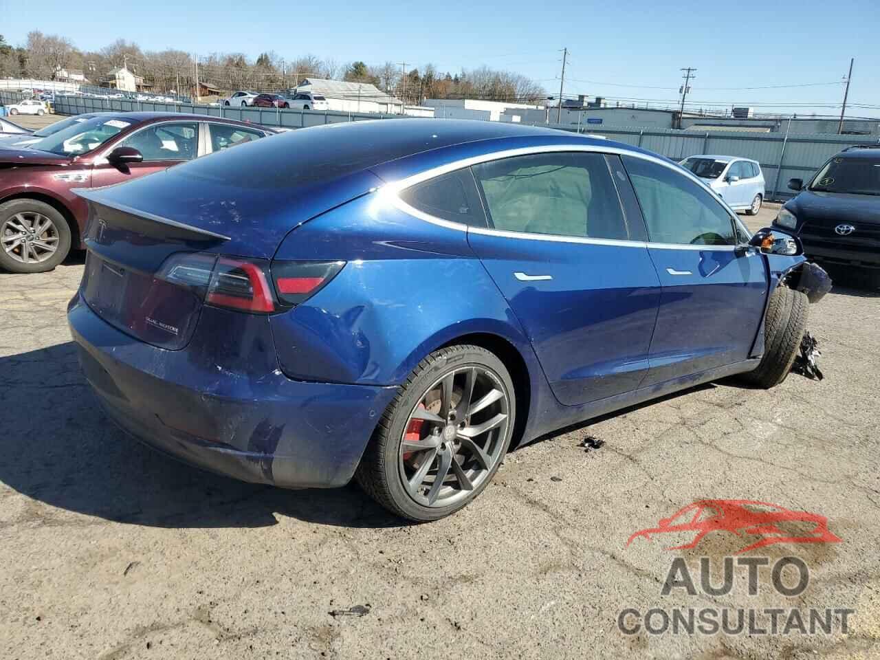TESLA MODEL 3 2018 - 5YJ3E1EB7JF055708