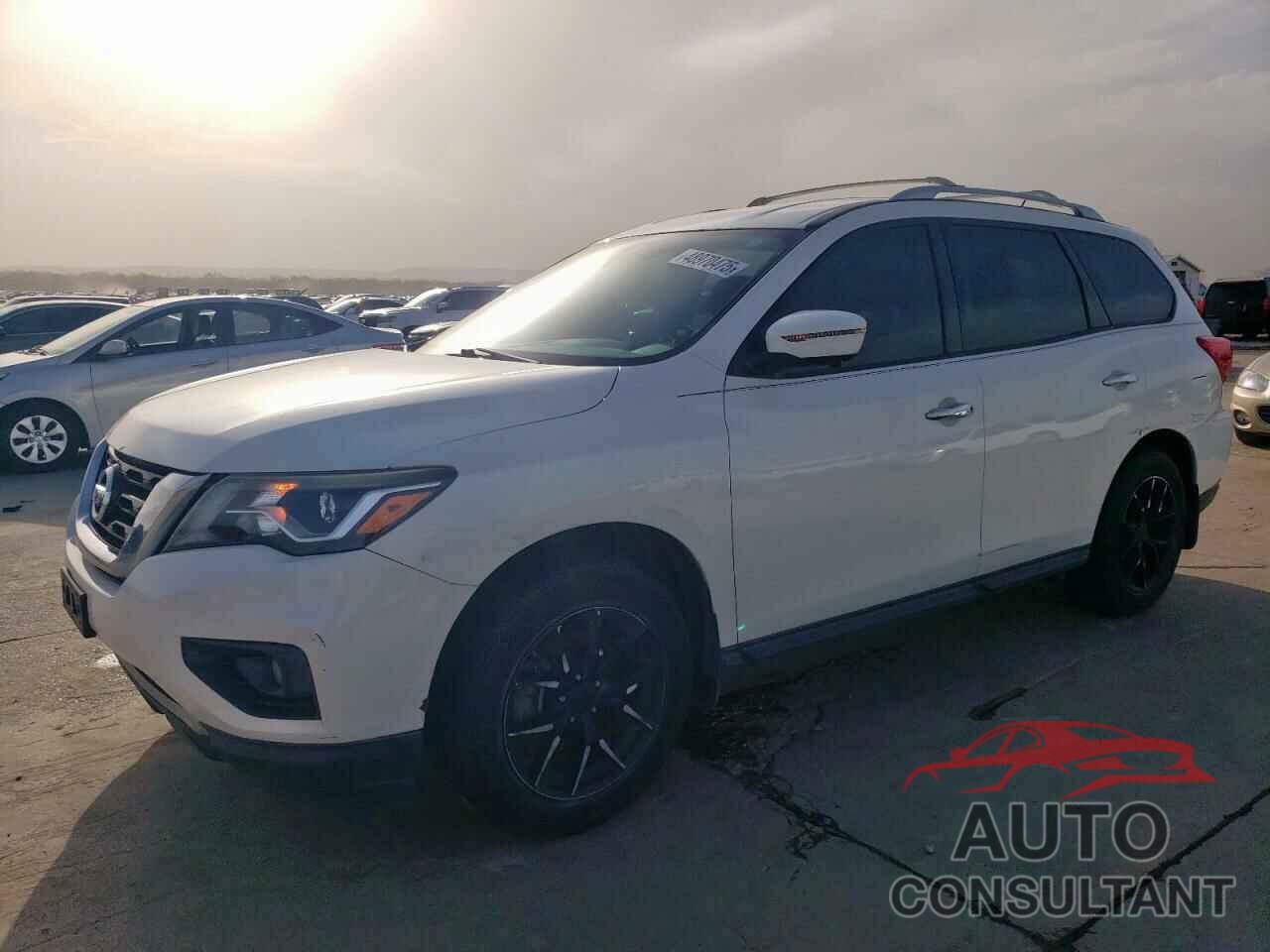 NISSAN PATHFINDER 2017 - 5N1DR2MN4HC902102