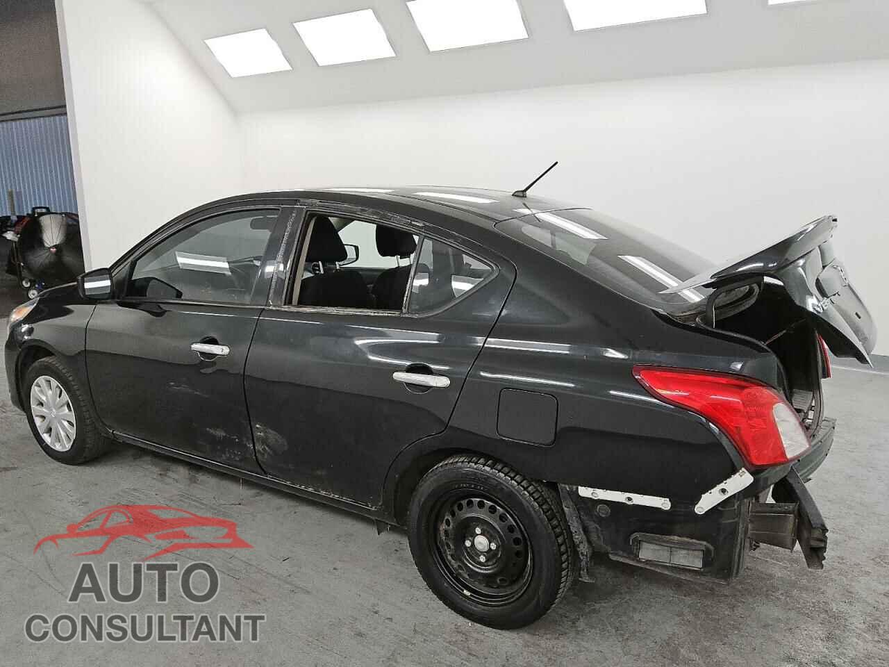 NISSAN VERSA 2019 - 3N1CN7AP3KL845596