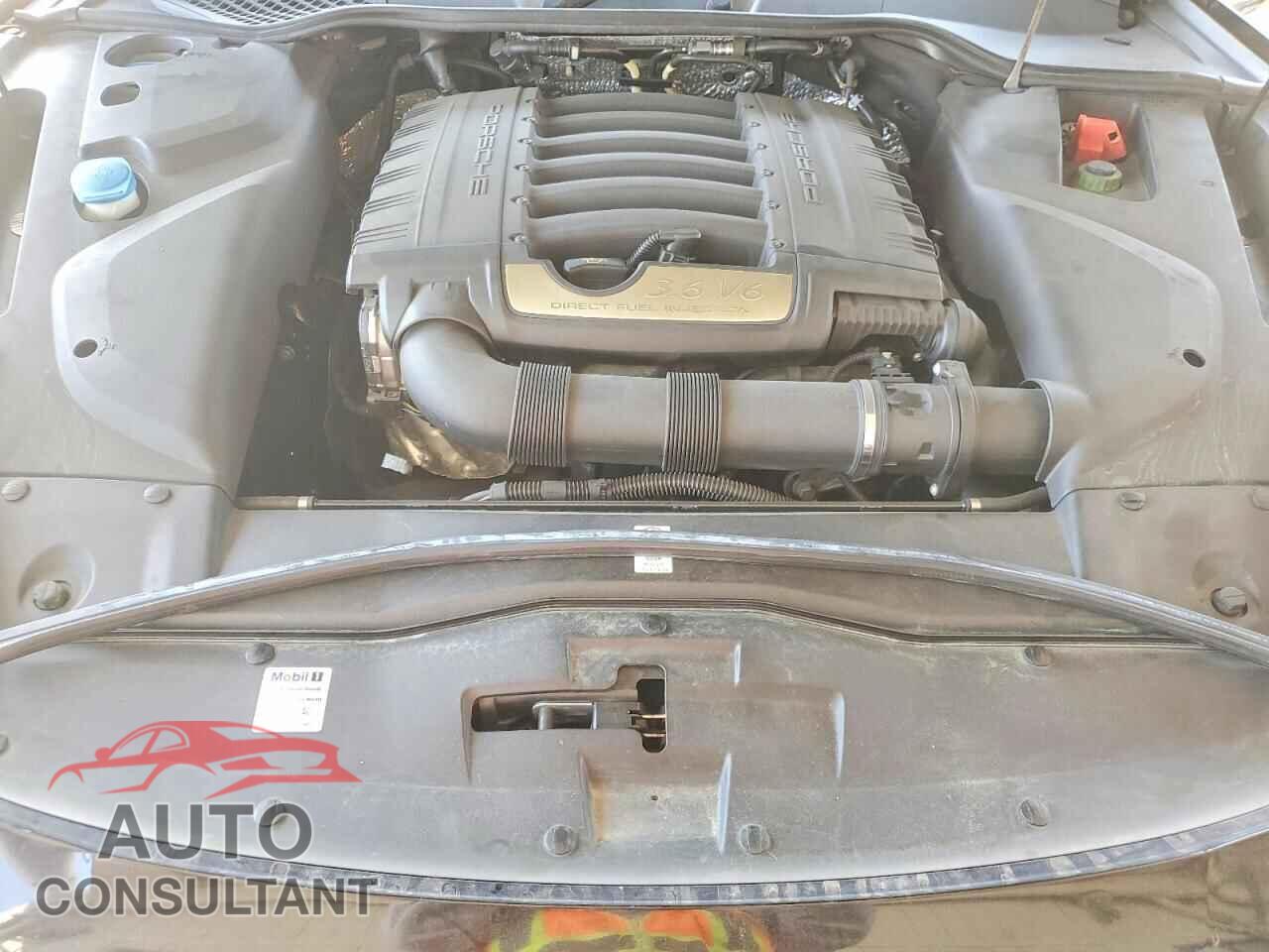 PORSCHE CAYENNE 2017 - WP1AA2A26HKA86152