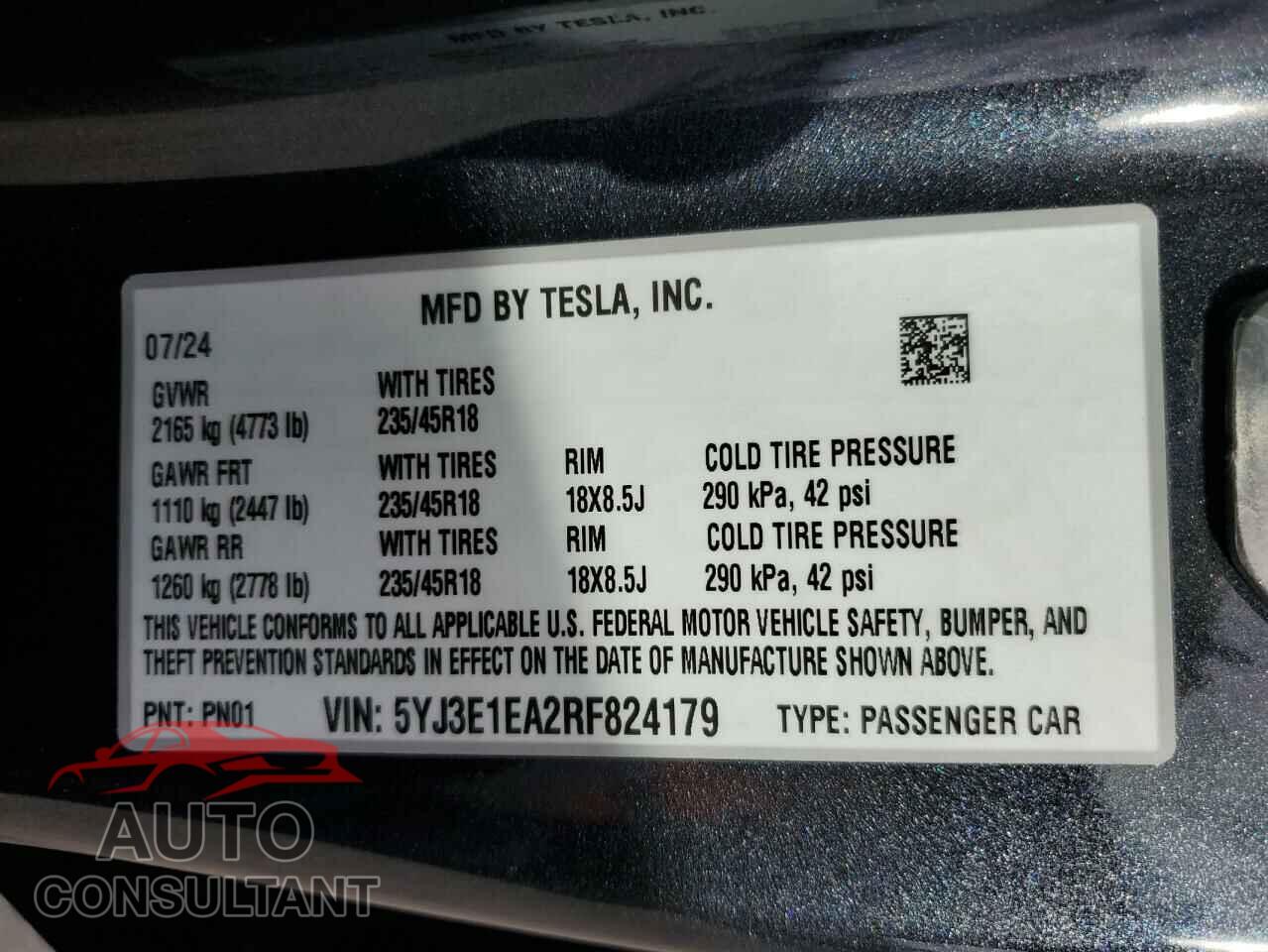 TESLA MODEL 3 2024 - 5YJ3E1EA2RF824179
