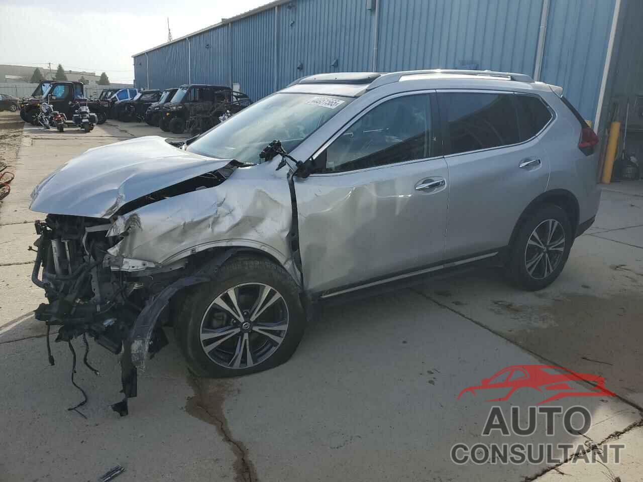 NISSAN ROGUE 2017 - 5N1AT2MV9HC743078