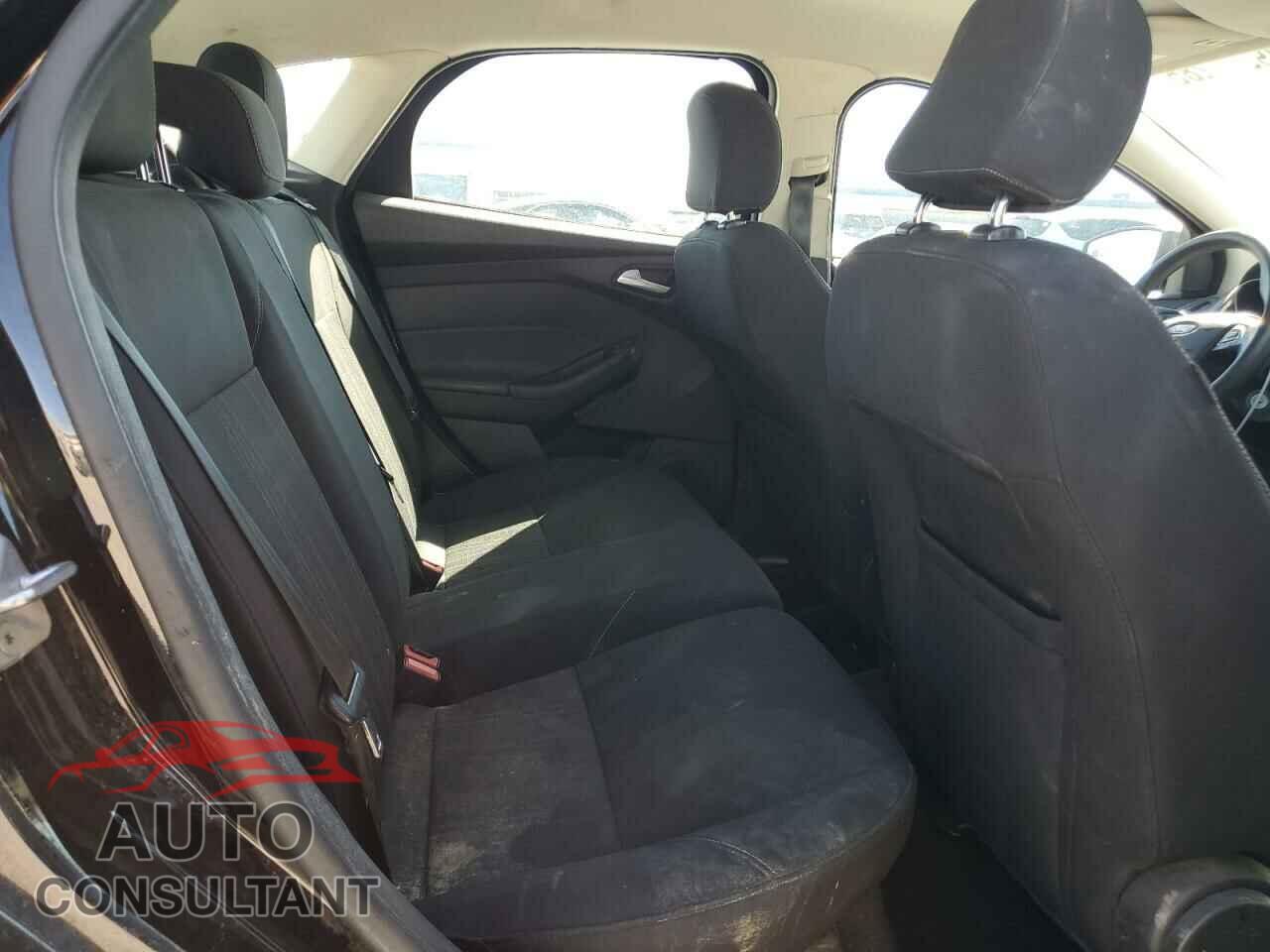 FORD FOCUS 2017 - 1FADP3K23HL344418