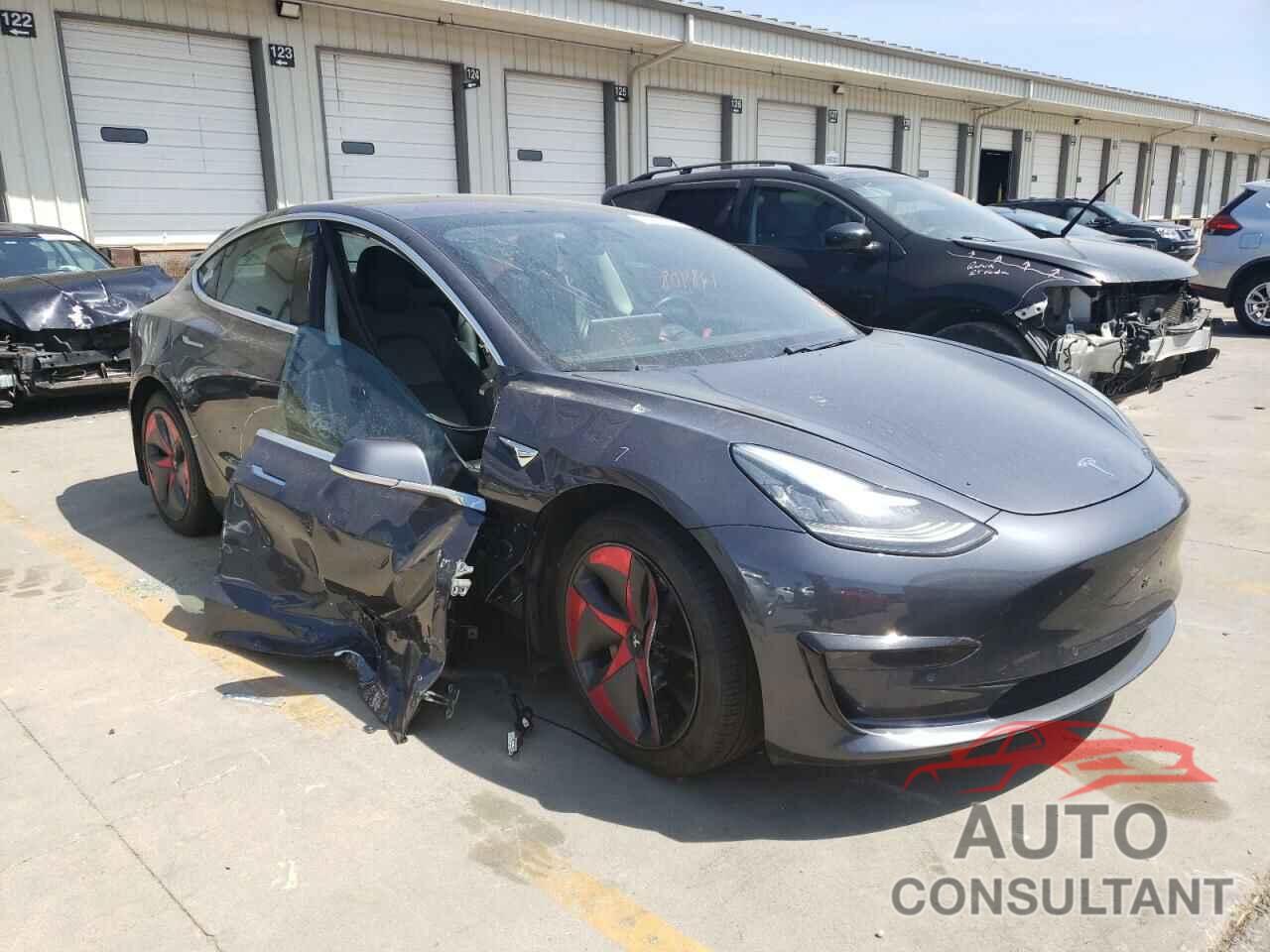TESLA MODEL 3 2019 - 5YJ3E1EA3KF324313