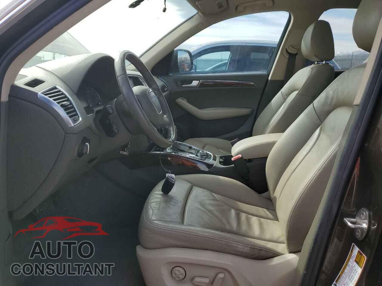AUDI Q5 2011 - WA1LFAFP4BA035587