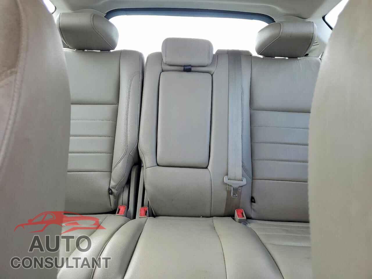FORD CMAX 2013 - 1FADP5BU2DL534119
