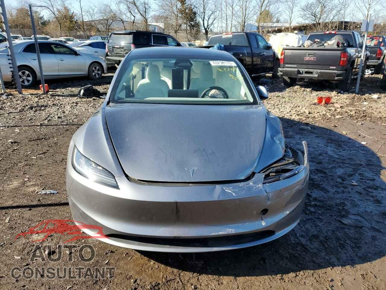 TESLA MODEL 3 2024 - 5YJ3E1EA3RF870703