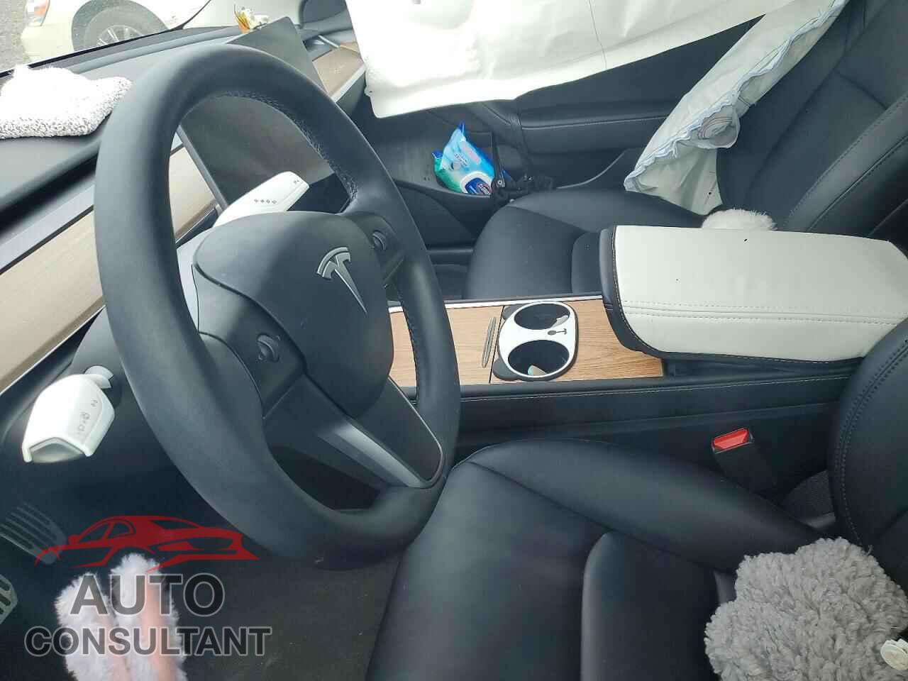 TESLA MODEL 3 2023 - 5YJ3E1EA8PF493508