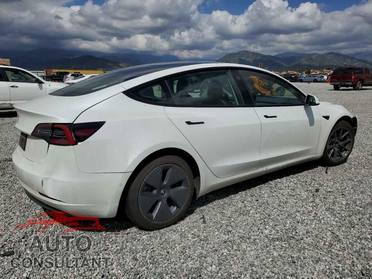 TESLA MODEL 3 2022 - 5YJ3E1EA2NF243047