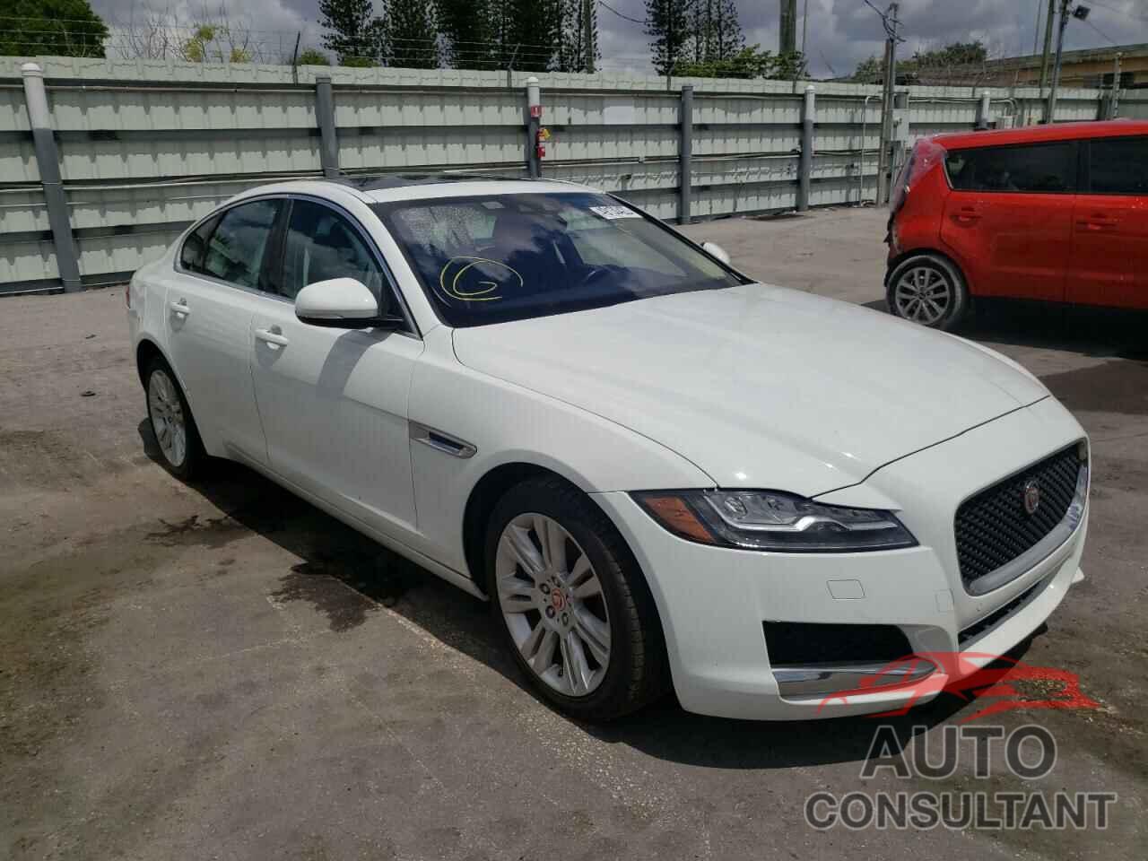 JAGUAR XF 2017 - SAJBJ4BV2HCY28570