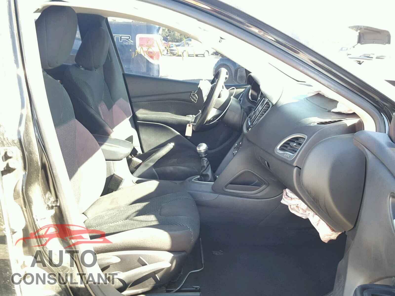 DODGE DART 2015 - 1C3CDFAA6FD112240