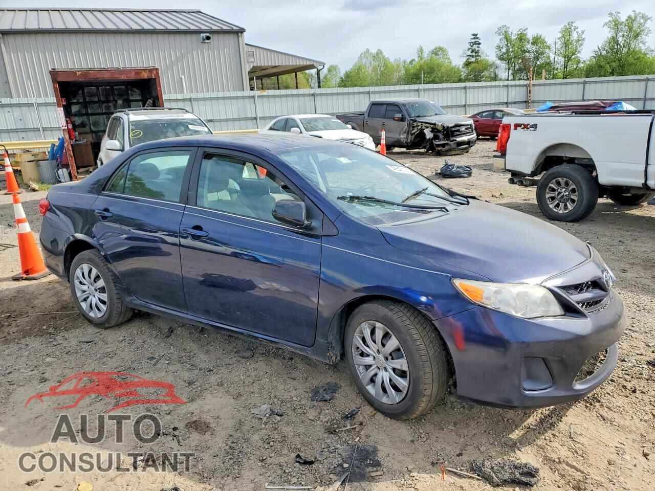 TOYOTA COROLLA 2013 - 2T1BU4EE9DC940401