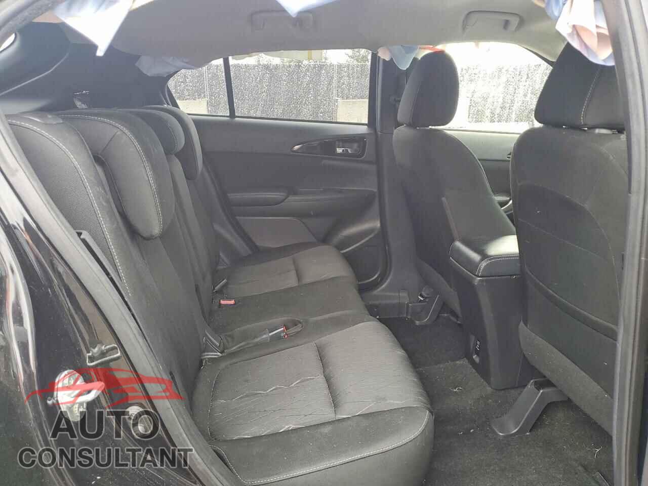 MITSUBISHI ECLIPSE 2018 - JA4AT5AA9JZ045574