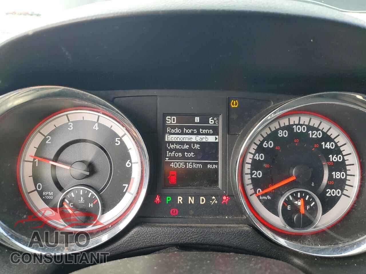 DODGE CARAVAN 2015 - 2C4RDGDG3FR575865