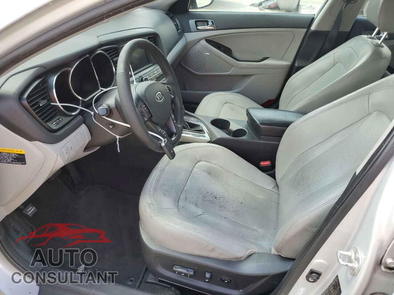 KIA OPTIMA 2011 - KNAGN4A76B5103722