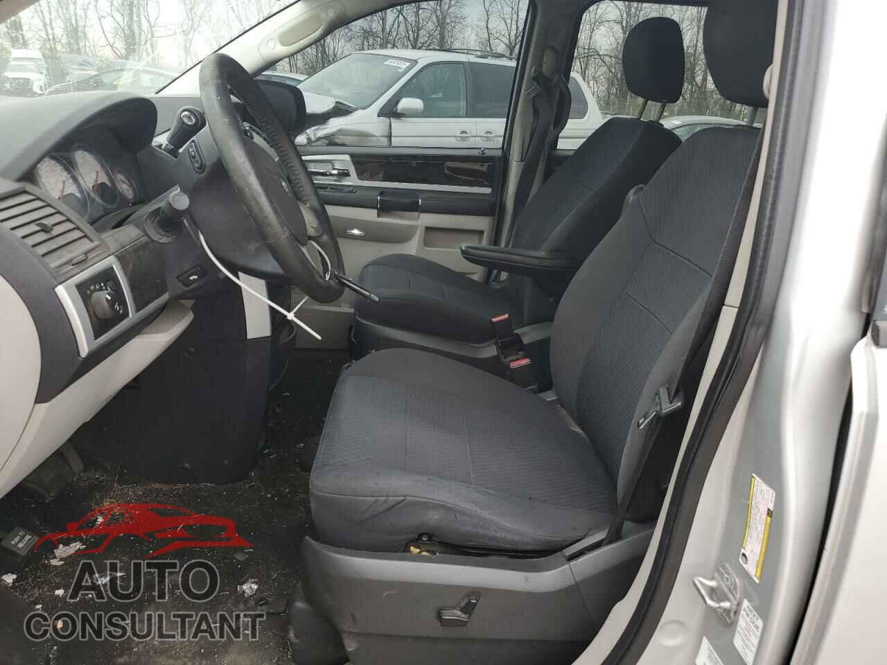 DODGE CARAVAN 2010 - 2D4RN5D14AR118765