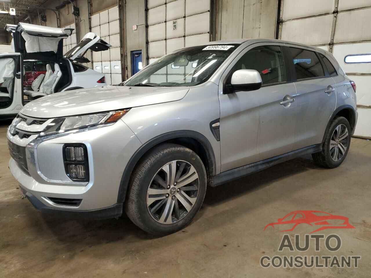 MITSUBISHI OUTLANDER 2023 - JA4ARUAUXPU015234