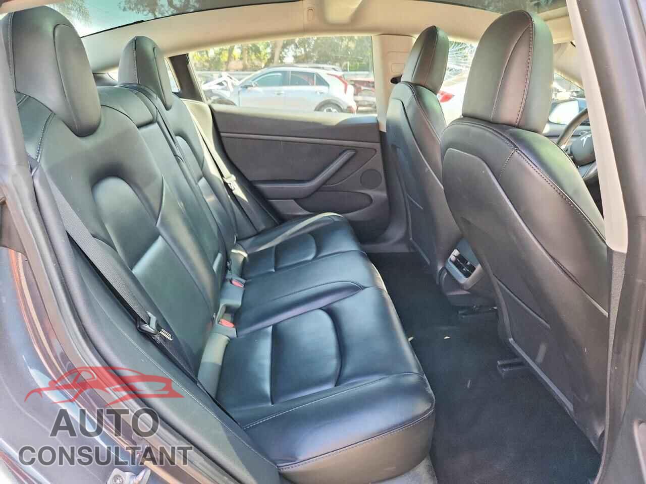TESLA MODEL 3 2023 - 5YJ3E1EA3PF447794