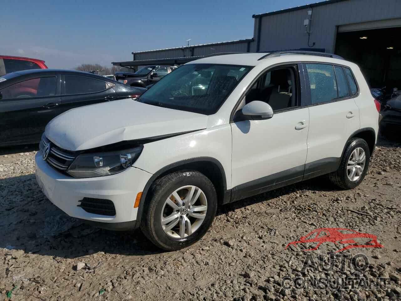 VOLKSWAGEN TIGUAN 2016 - WVGBV7AX3GW530688