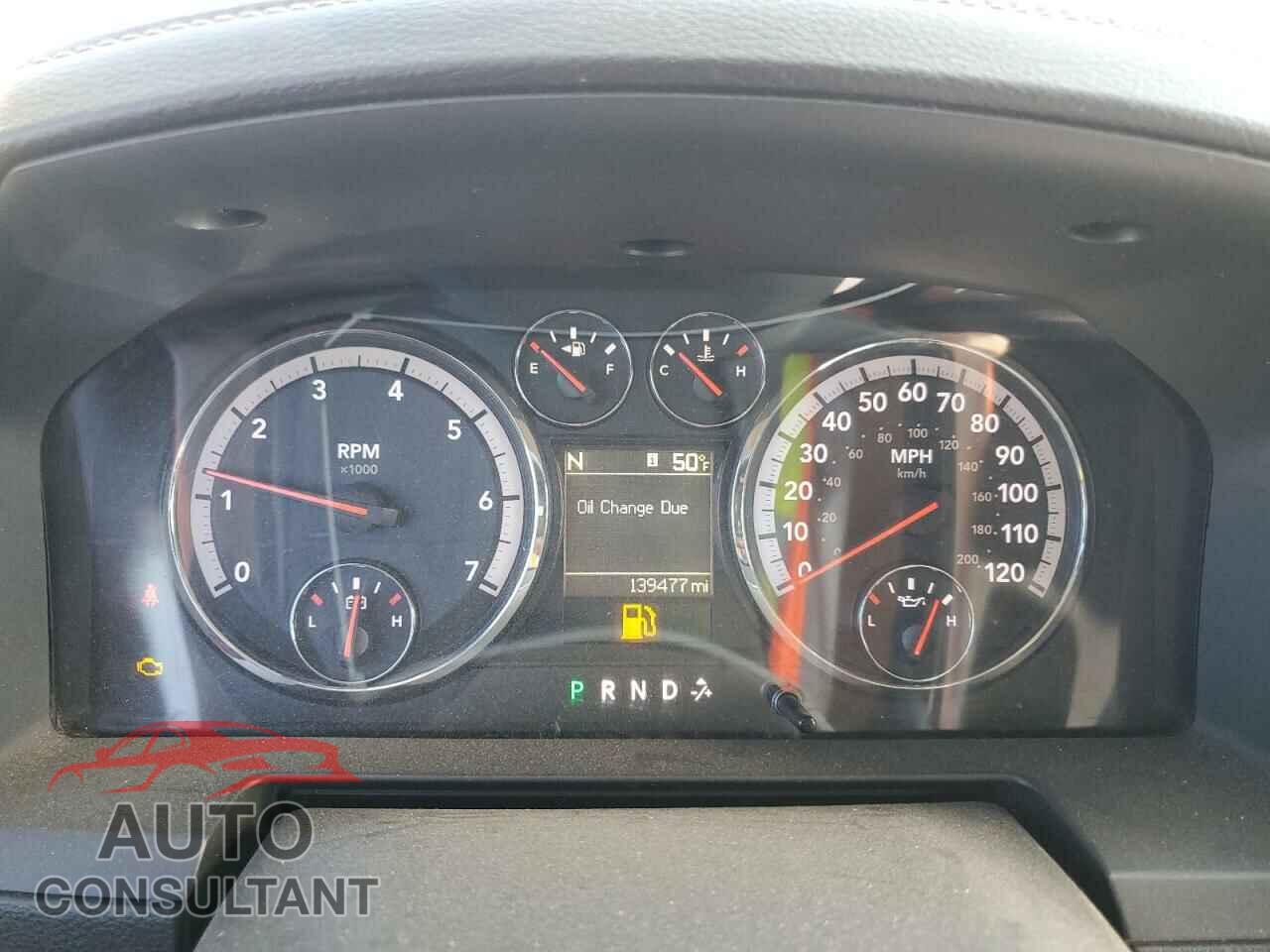 DODGE RAM 1500 2012 - 1C6RD7NT5CS128239