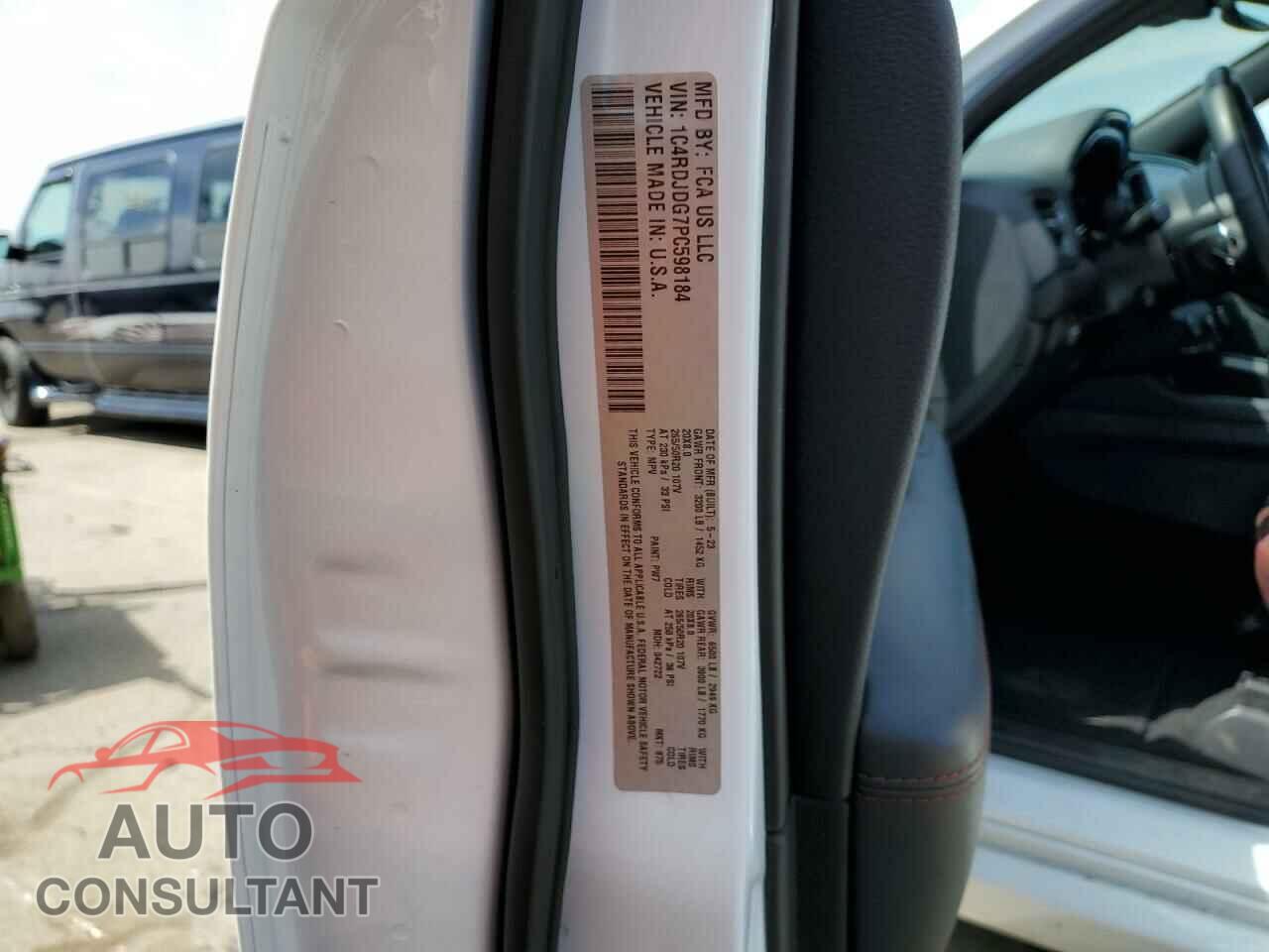 DODGE DURANGO 2023 - 1C4RDJDG7PC598184