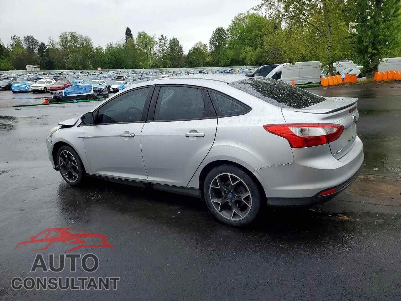 FORD FOCUS 2012 - 1FAHP3F28CL386605