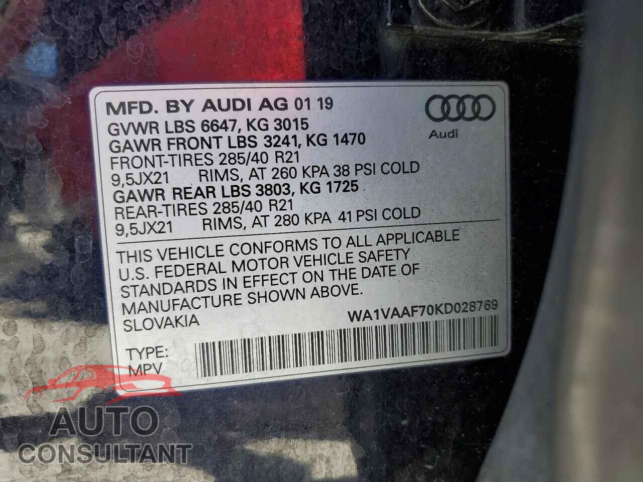 AUDI Q7 2019 - WA1VAAF70KD028769