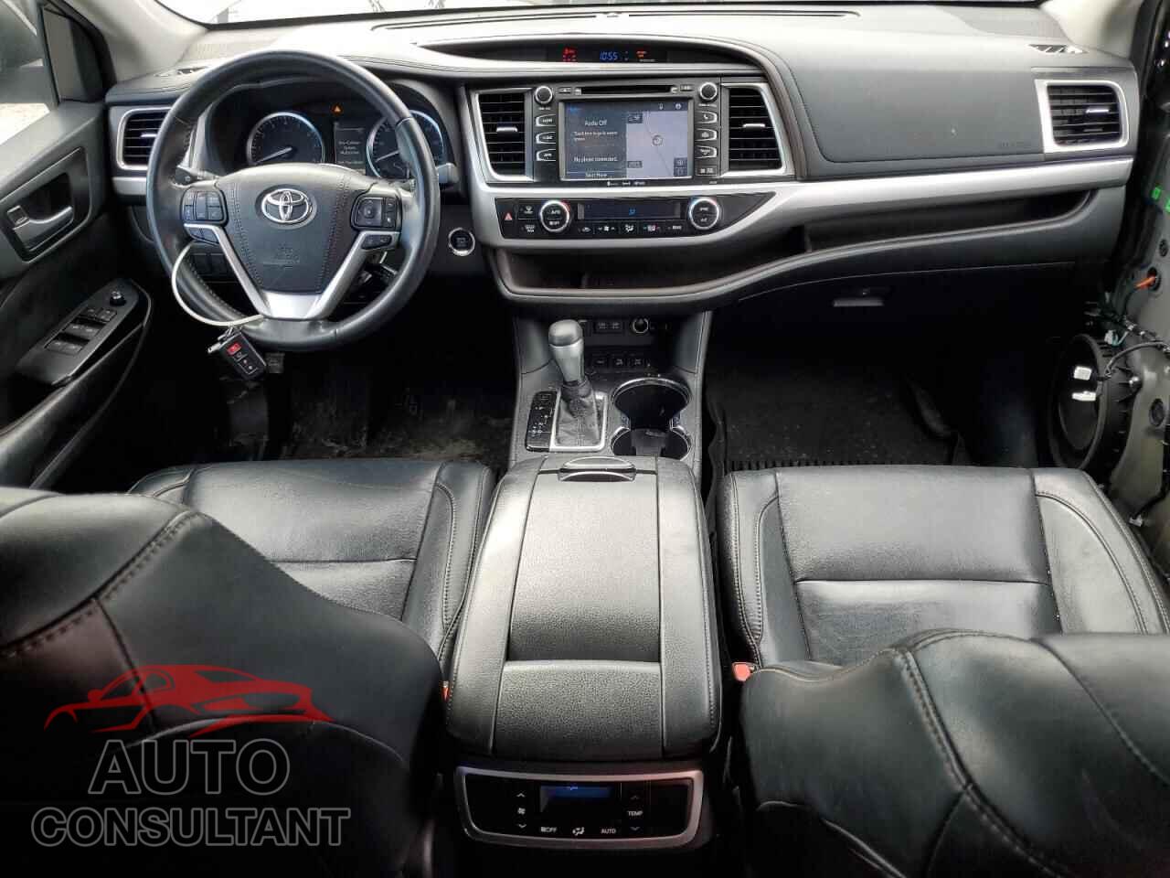 TOYOTA HIGHLANDER 2018 - 5TDJZRFH2JS531792
