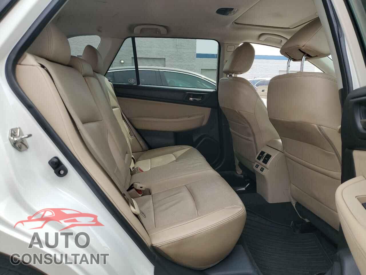 SUBARU OUTBACK 2017 - 4S4BSANC9H3351586