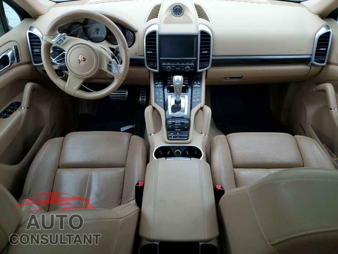 PORSCHE CAYENNE 2013 - WP1AB2A28DLA84601