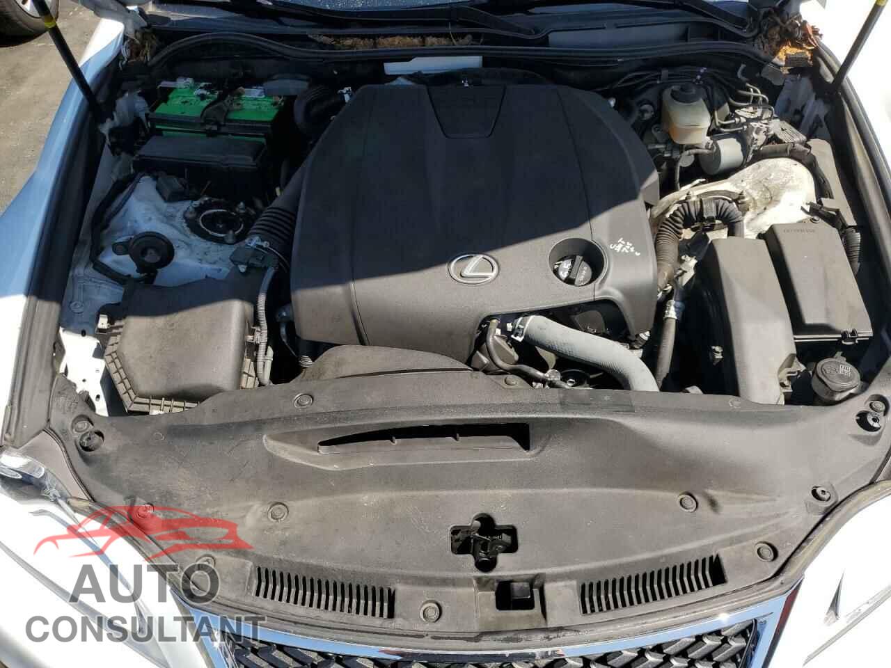 LEXUS IS 2015 - JTHBF1D28F5049014