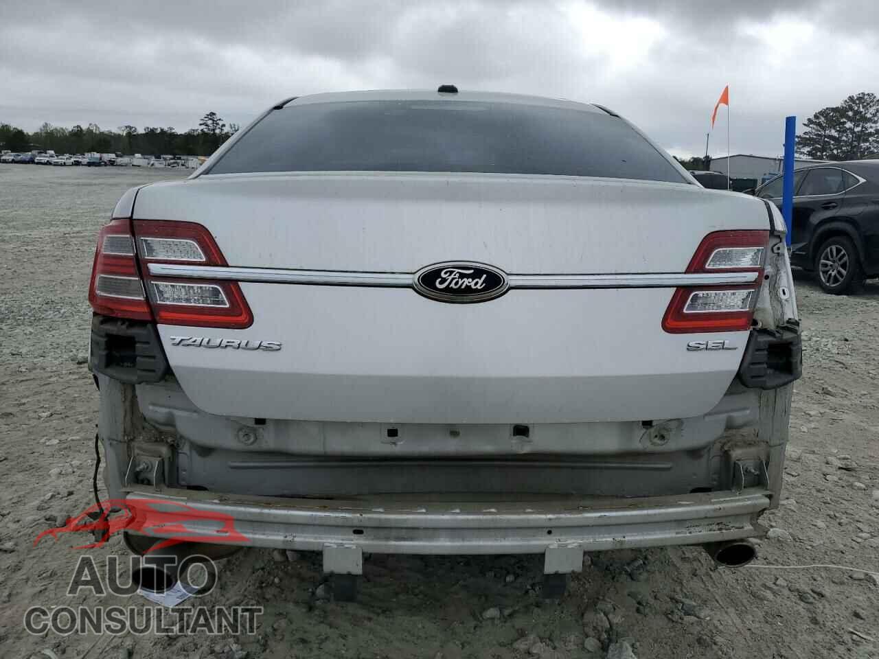 FORD TAURUS 2013 - 1FAHP2E85DG156482