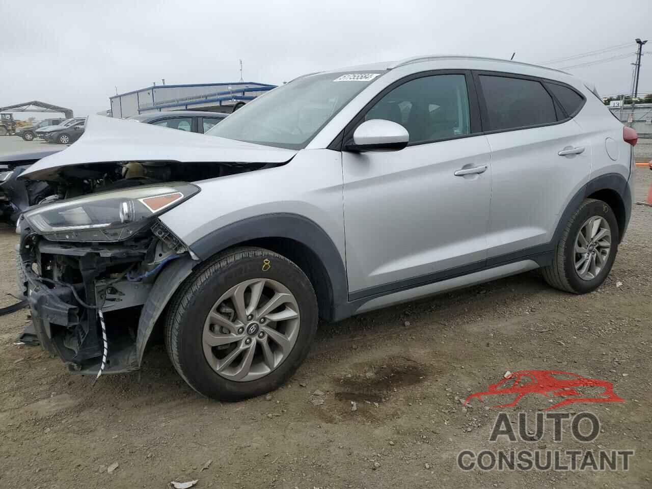 HYUNDAI TUCSON 2017 - KM8J33A45HU263096