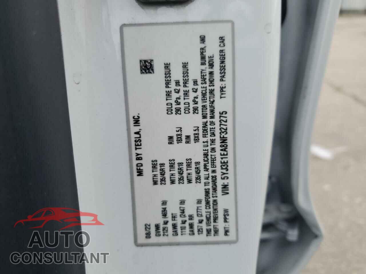 TESLA MODEL 3 2022 - 5YJ3E1EA8NF327275