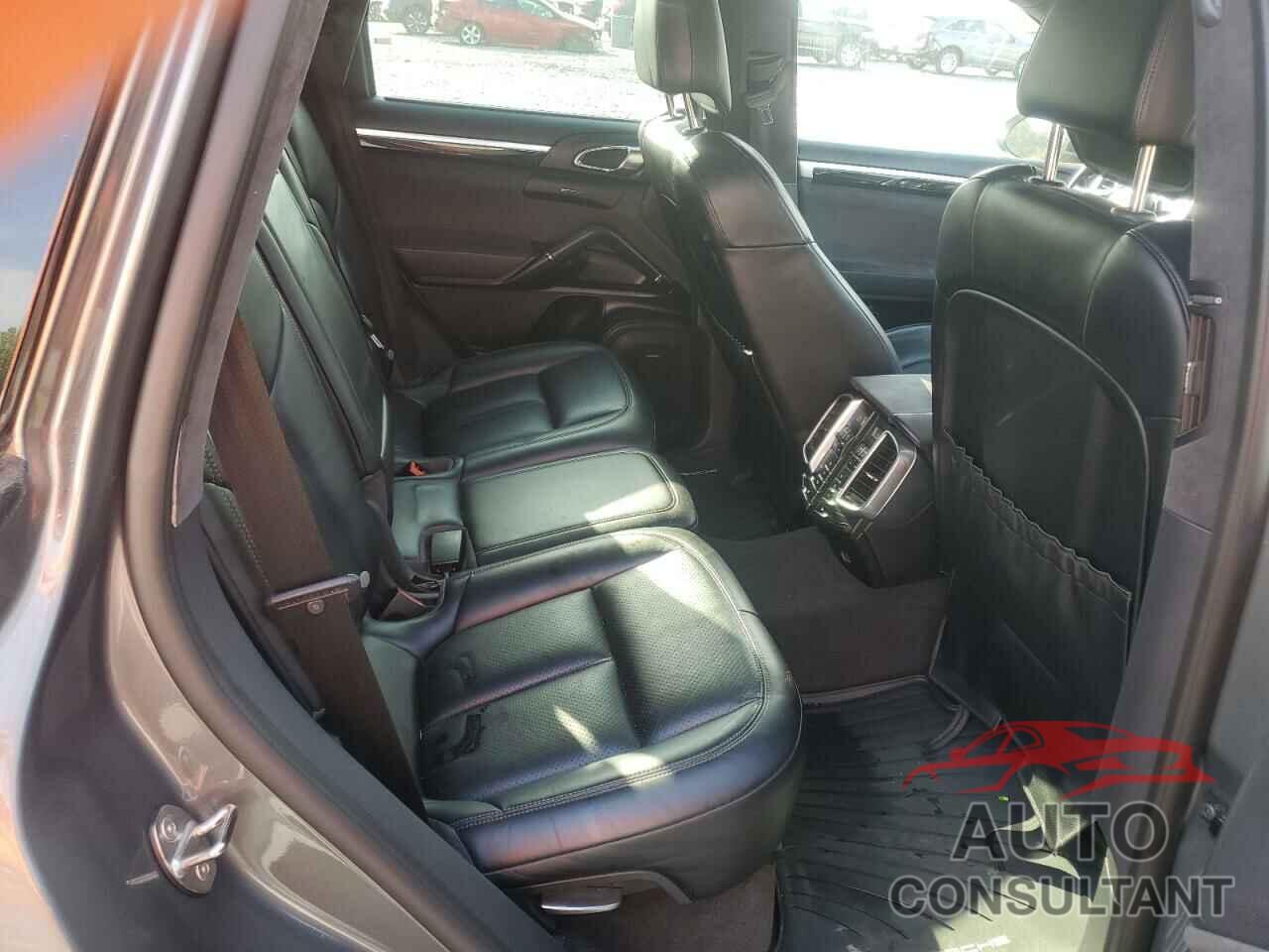 PORSCHE CAYENNE 2017 - WP1AD2A22HLA83654