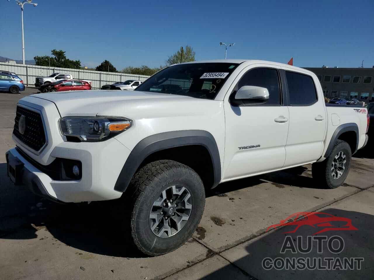 TOYOTA TACOMA 2018 - 5TFCZ5AN7JX126486