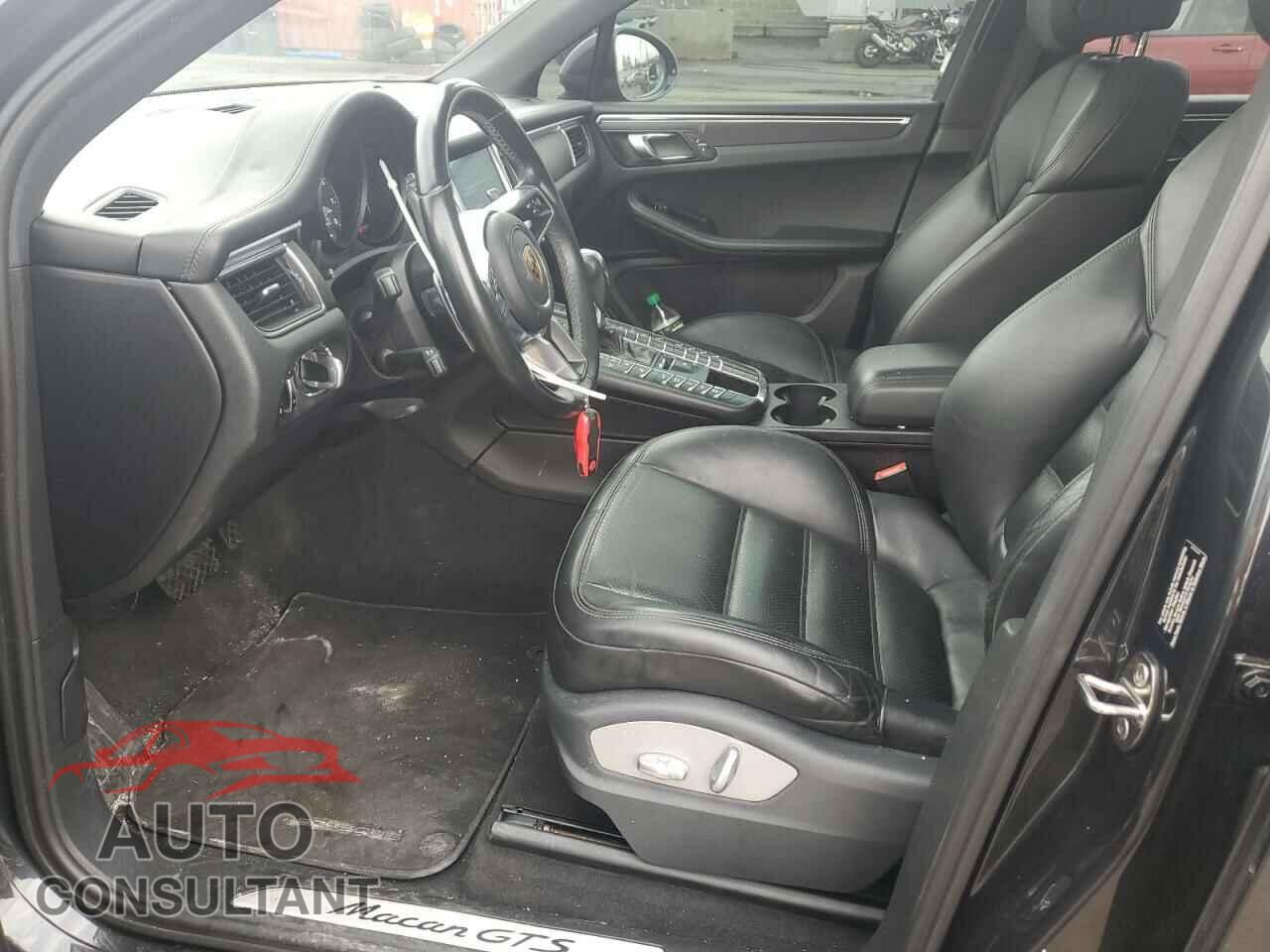 PORSCHE MACAN 2017 - WP1AG2A55HLB50104