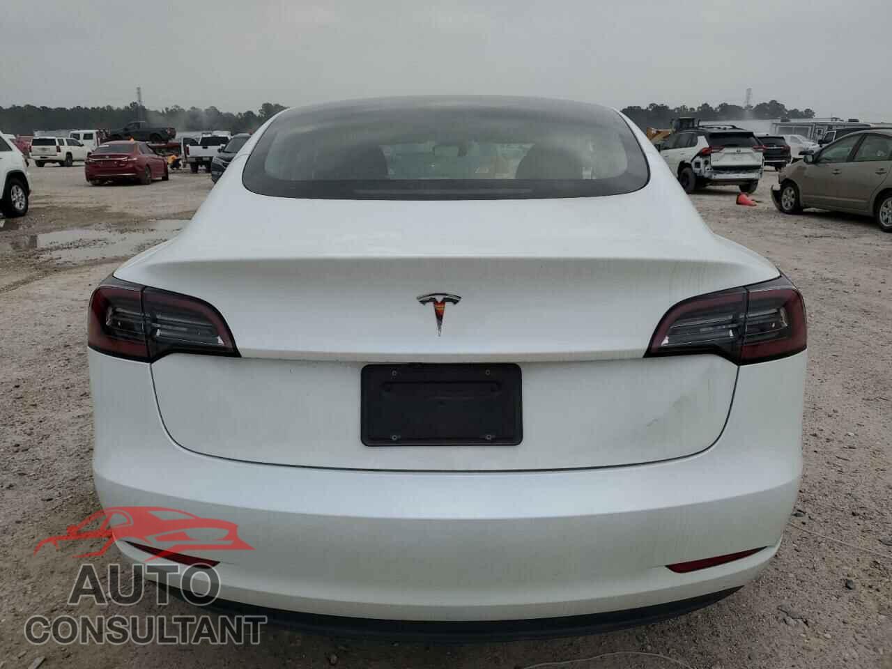 TESLA MODEL 3 2023 - 5YJ3E1EA4PF492209