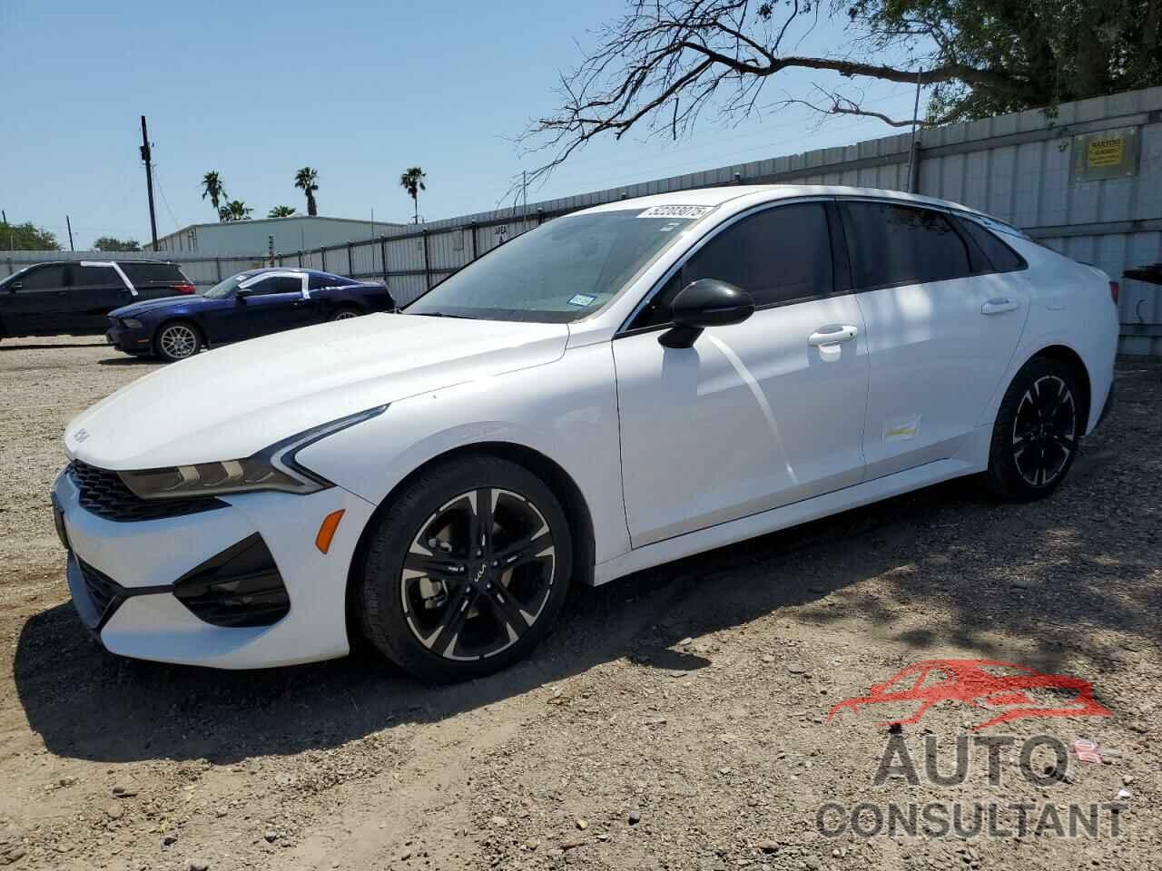 KIA K5 2023 - 5XXG64J25PG202300