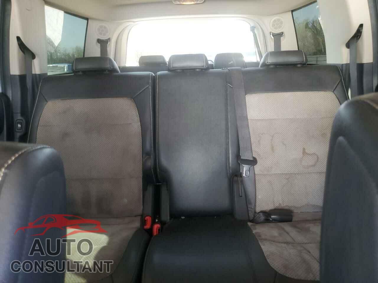 FORD FLEX 2011 - 2FMHK6DT7BBD19056