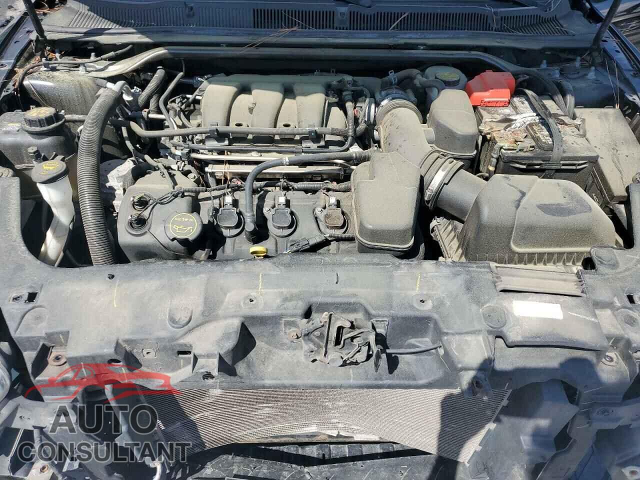 FORD TAURUS 2017 - 1FAHP2D86HG145384