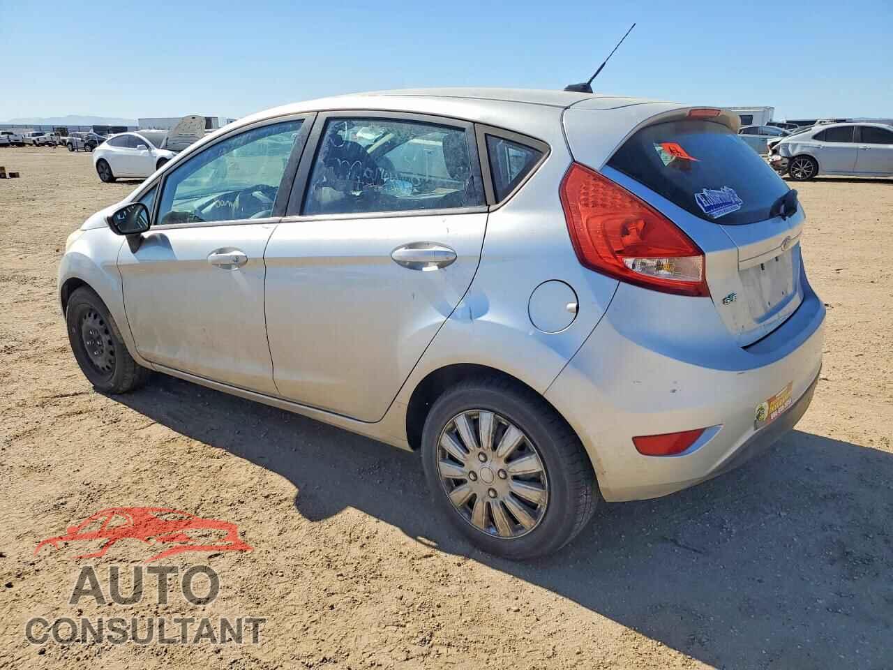 FORD FIESTA 2011 - 3FADP4EJ7BM135617