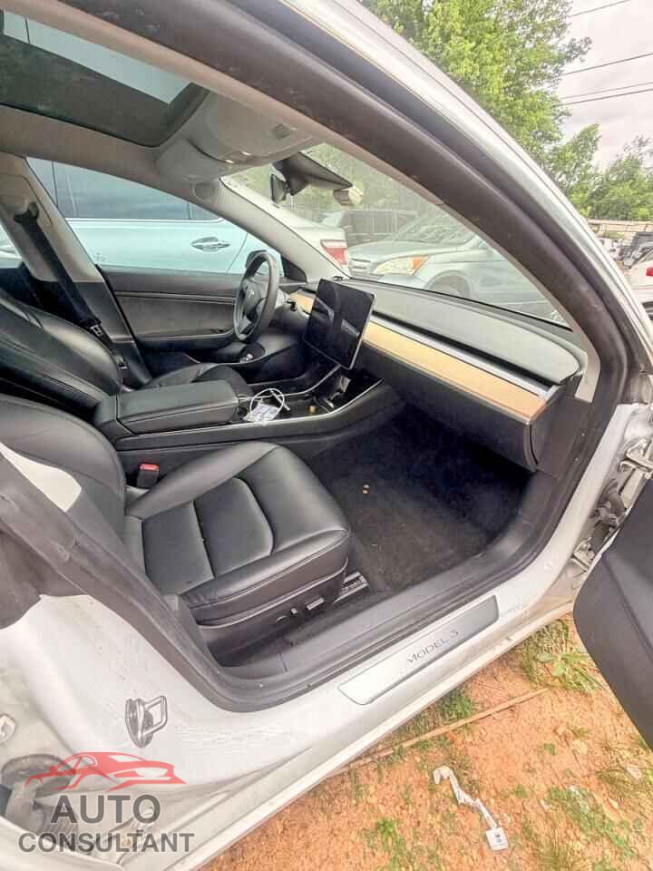 TESLA MODEL 3 2020 - 5YJ3E1EA4LF797316